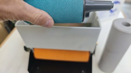 3dcdea58-bbb0-40dd-bdd1-e70f721be33e VALJČEK ZA NANOS LEPILA EM125 T 180mm VIRUTEX